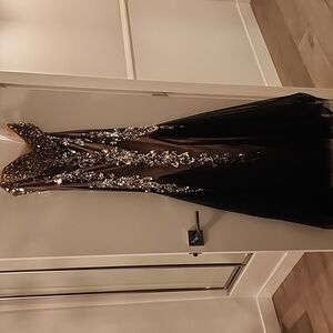 Elegant Black and Gold Evening Gown
